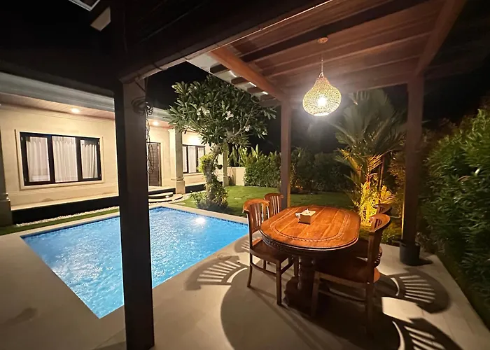 別荘 Bali Tropical And Relax Jasri